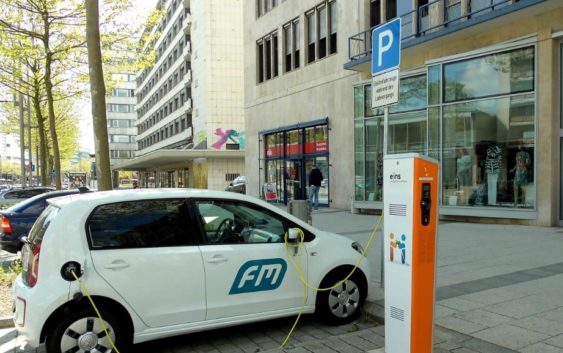 Rychlonabíječka na elektromobil