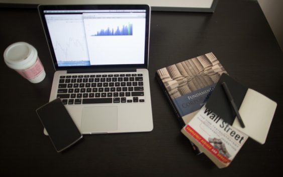 Do čeho letos investovat? To je, oč tu běží