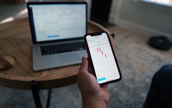 Tipy pro začínající investory, kam vložit své úspory